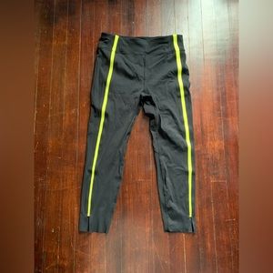 Zyia 7/8 black leggings with reflective stripe